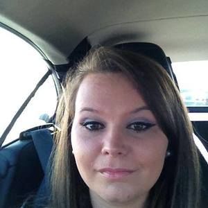 Meet your Posher, Stefanie
